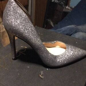 Gorgeous Jessica Simpson heels